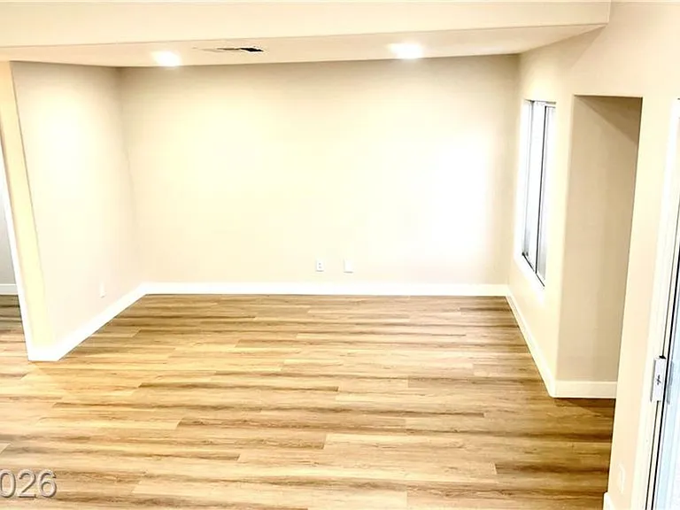 4595 Barnes Ct — Photo 40