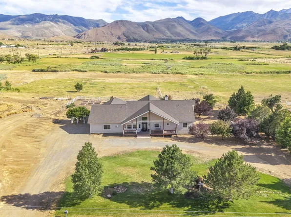 1980 Larson Ln, Coleville, CA 96107