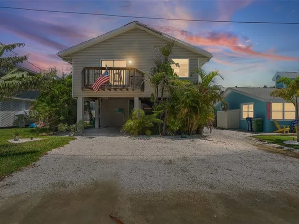 2517 Avenue C, Bradenton Beach, FL 34217