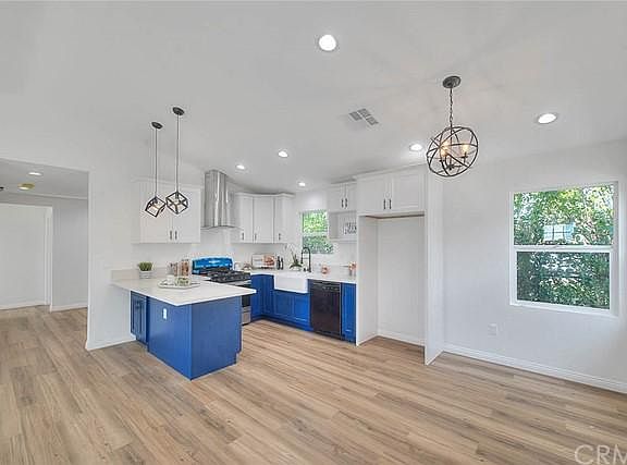 4th image of 1019 S Del Mar Ave