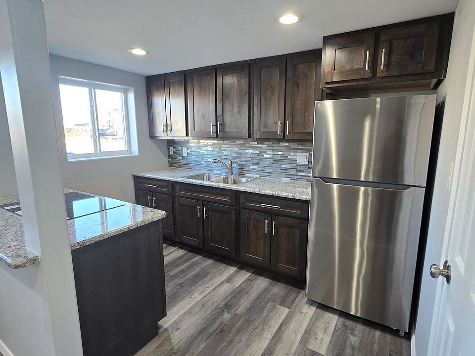 1st image of 7114 Copper Ave NE