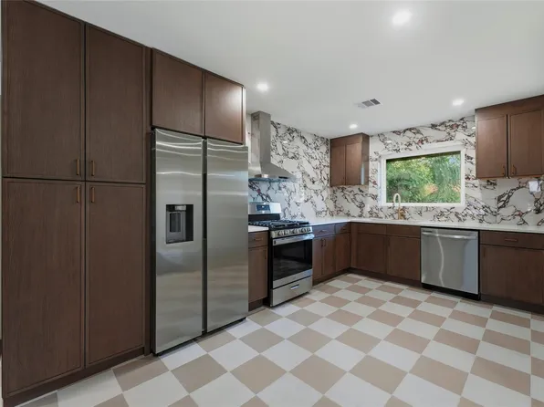 4709 Nina Lee Ln, Houston, TX 77092