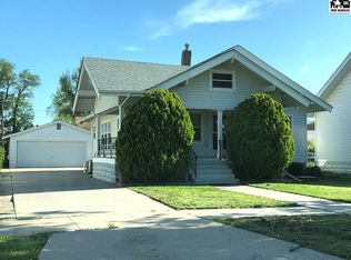 421 W 11th Ave, Hutchinson, KS 67501