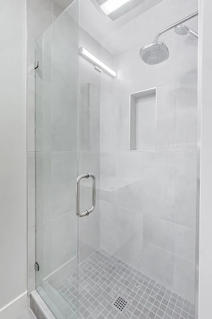 3411 Adeline LLC — Photo 4