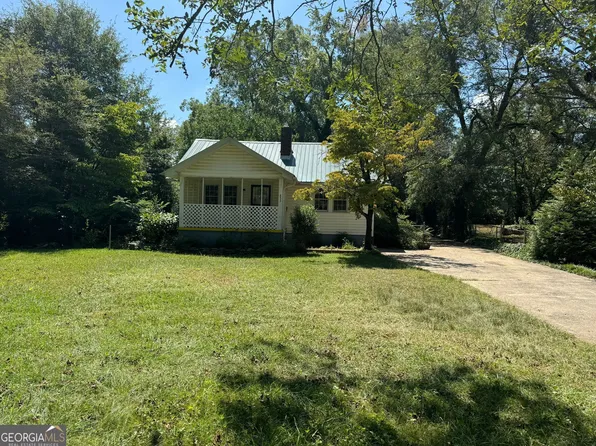 853 Catherine St, Forest Park, GA 30297