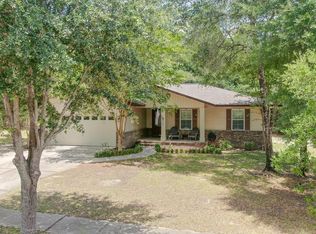 612 Hunters Ridge Rd, Defuniak Springs, FL 32433