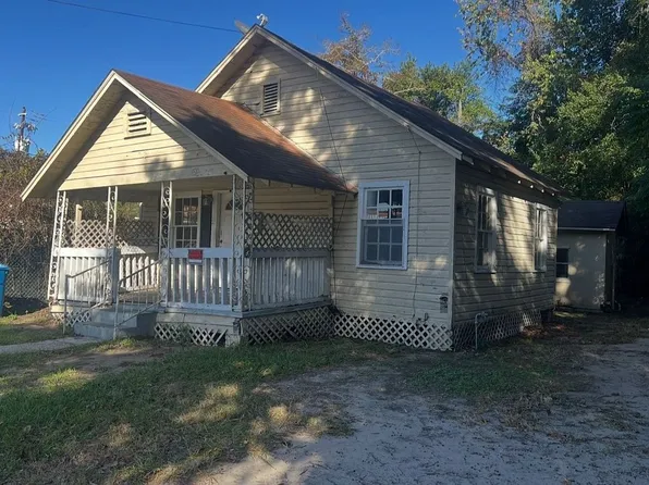 2424 Norwich St, Brunswick, GA 31520