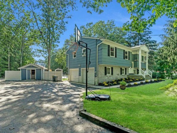 532 Frank Applegate Rd