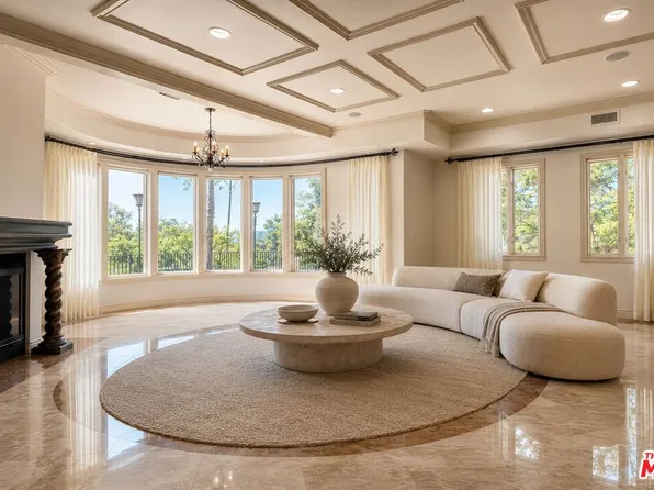 868 Braewood Ct, South Pasadena, CA 91030