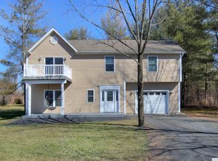 204 Sleepy Hollow Rd, Athens, NY 12015