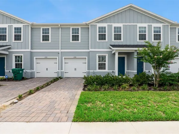 1206 Port Blue Way, Lady Lake, FL 32159