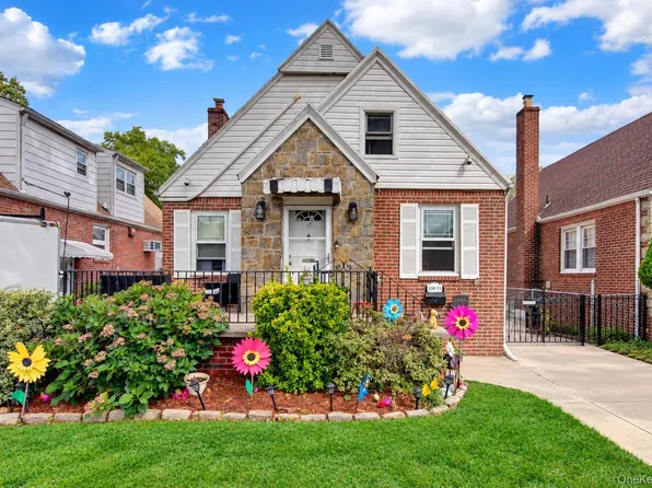 138-33 62nd Road, Flushing, NY 11367