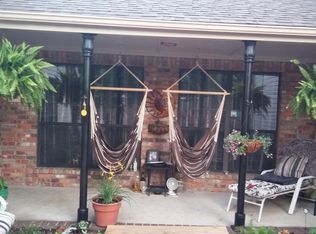 303 Laurel Hill Dr, Old Hickory, TN 37138