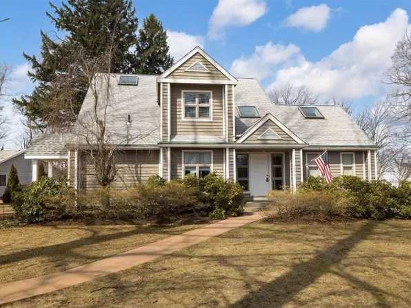 11412 Scotland Ave, North East, PA 16428