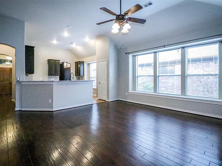 3509 Beekman Dr — Photo 10
