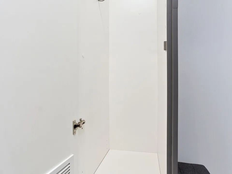 Complimentary ski-locker storage in secured locker room. Equipped with outlet for boot warmers