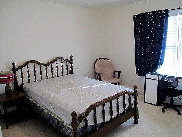 Guest Bedroom 1
