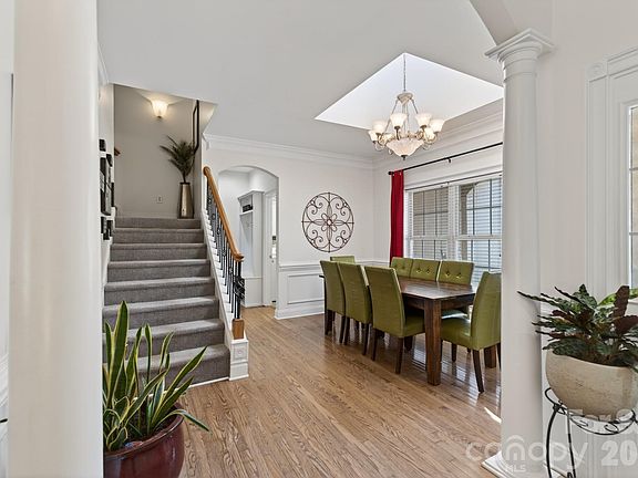 4th image of 3527 Nestling Ln