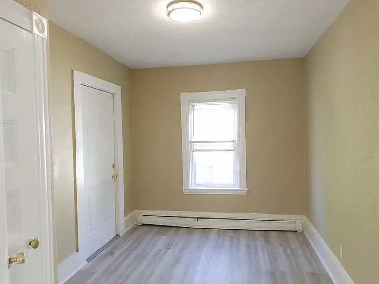 25 Oakland Ave #2F — Photo 4