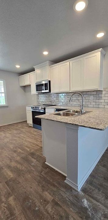 2nd image of 317 Monty Ave