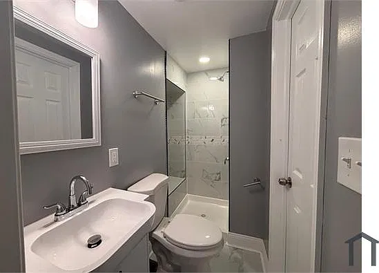 4 bed, $2,900 — Photo 3