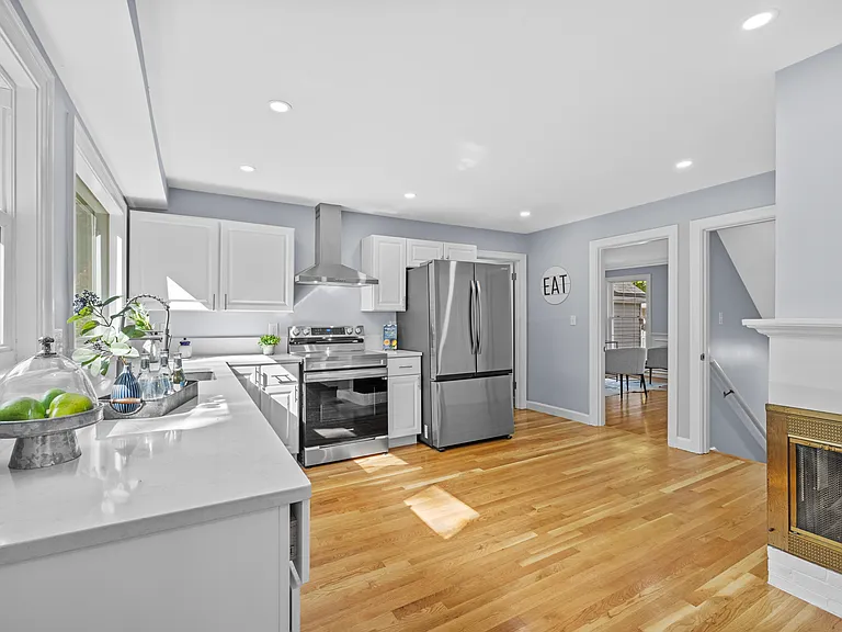 108 Radcliffe Rd — Photo 7