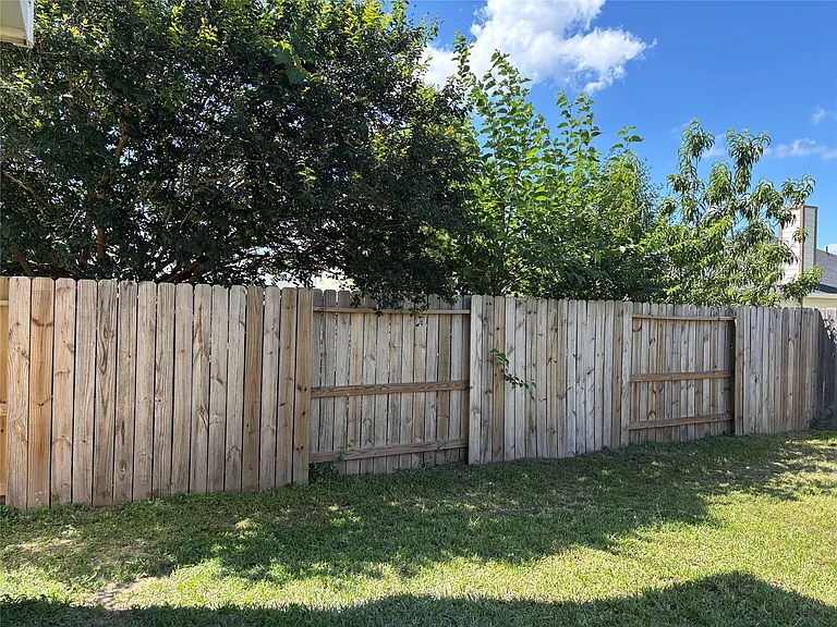 21518 Haylee Way — Photo 28