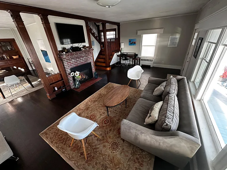 61 Beach Ave — Photo 12