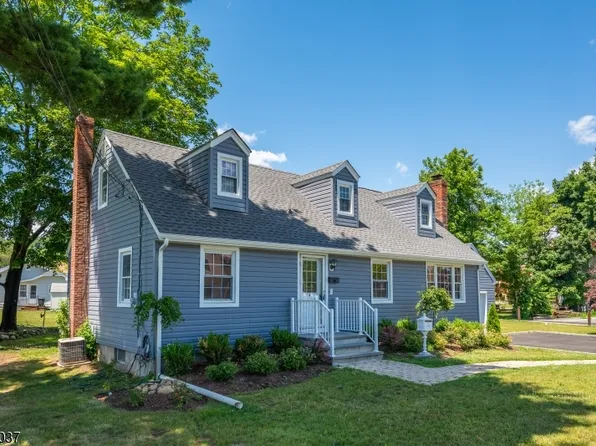 4 Van Duyne Ave, Riverdale Boro, NJ 07457