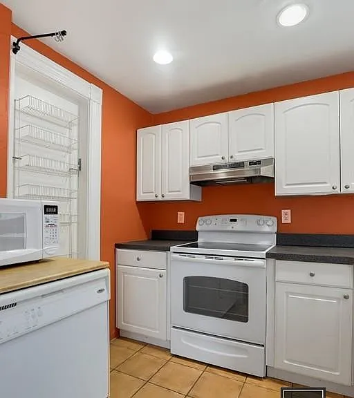 121 Park St #1 — Photo 1