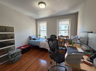 1132 Commonwealth Ave APT 4, Allston, MA 02134