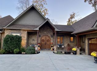 627 Harbor Point Rd, Butler, TN 37640