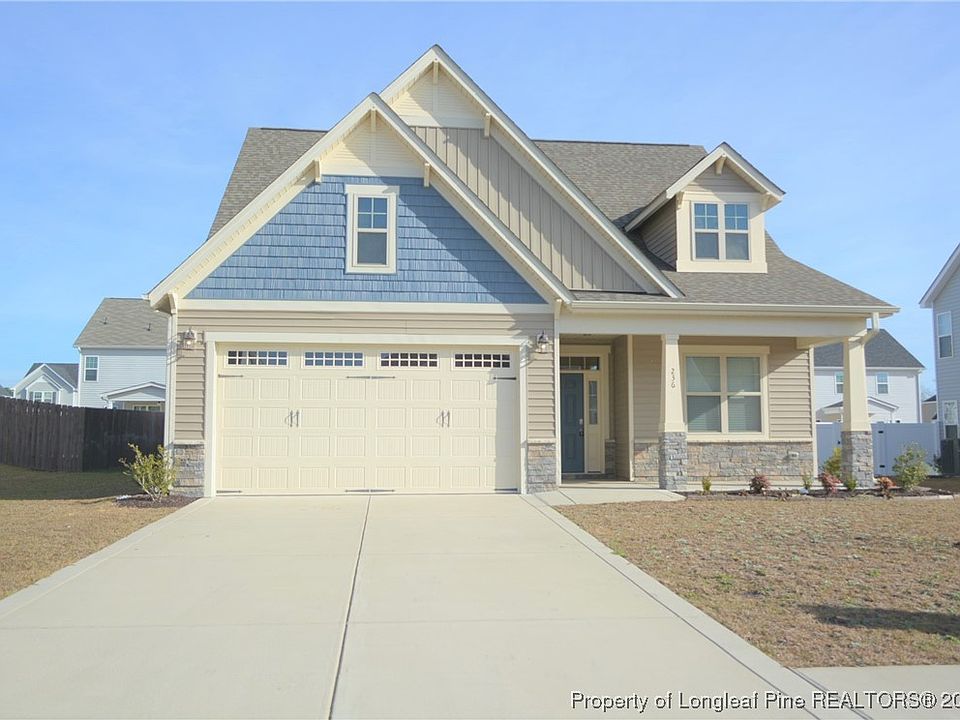 1st image of 236 Brentmoor Dr