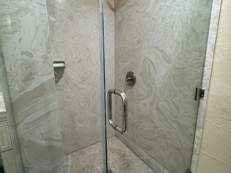 25912 Hayward Blvd — Photo 22