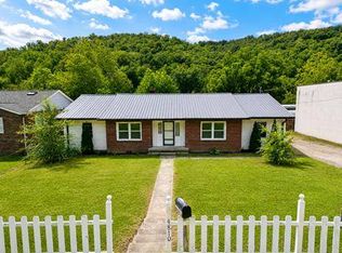 4810 Chimney Dr, Charleston, WV 25302