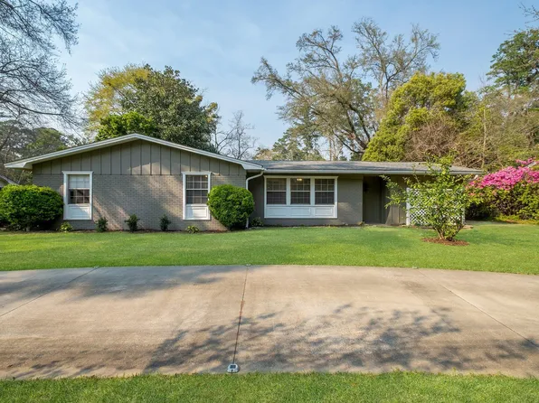 202 Hoffman Dr, Tallahassee, FL 32312