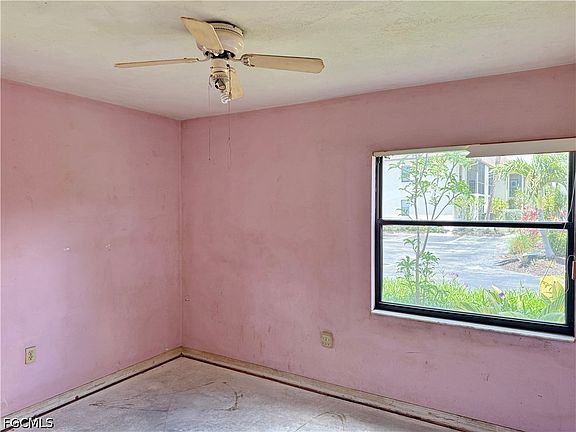 5th image of 9305 Lake Park Dr APT 104