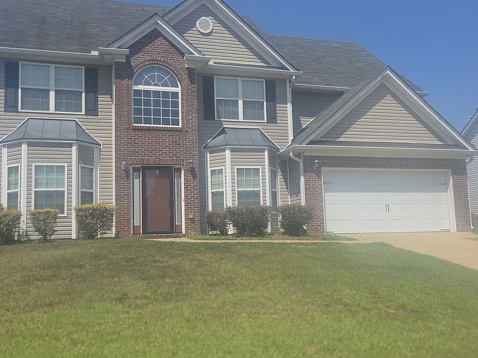 16 Oakwood Dr