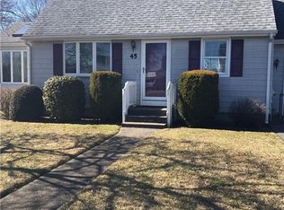 45 Frawley St, Warwick, RI 02889