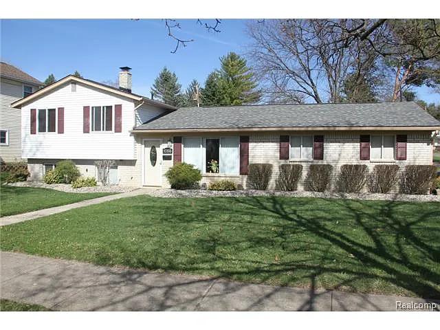 1055 Byron Dr photo 1
