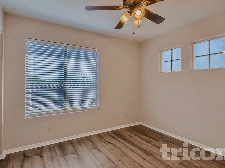 15028 W Honeysuckle Ln — Photo 8