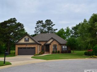1802 Caroline Ct, Southside, AL 35907
