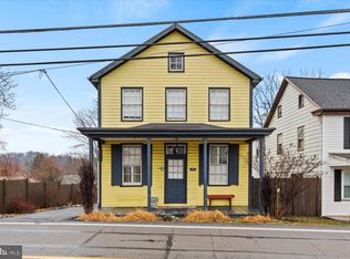 7096 Union Deposit Rd, Hummelstown, PA 17036