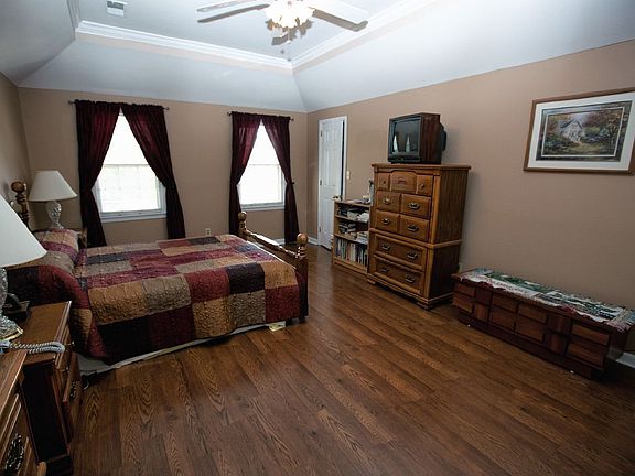 Spacious Master bedroom