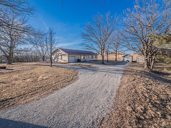 2nd image of 26992 Katydid Rd