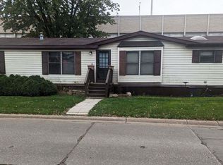 16 Ironwood Dr, Justice, IL 60458
