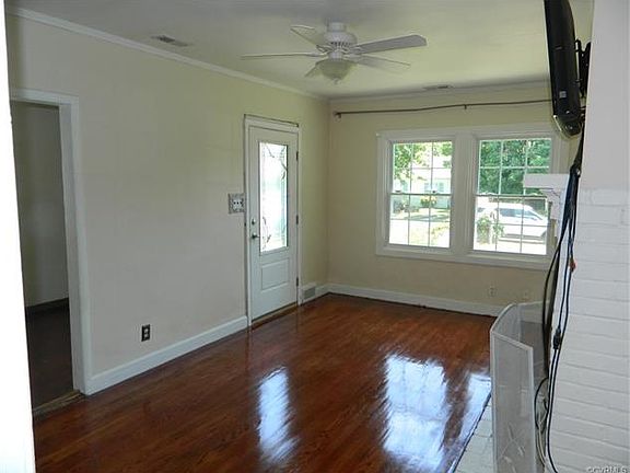 5th image of 6210 Ellis Ave