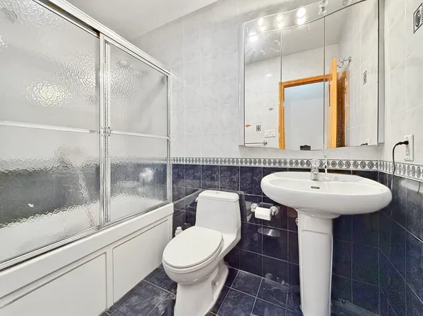 1440 West Fourth Street image 11 of 21