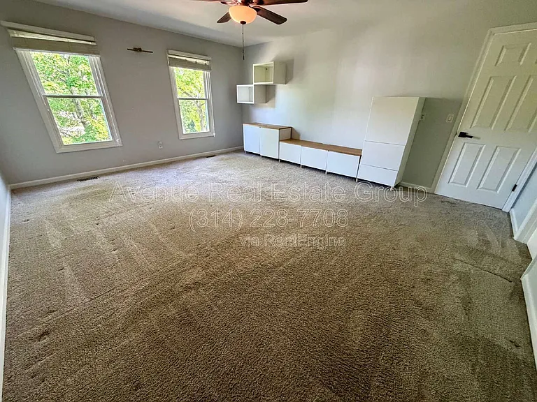 15812 Cedarmill Dr — Photo 11