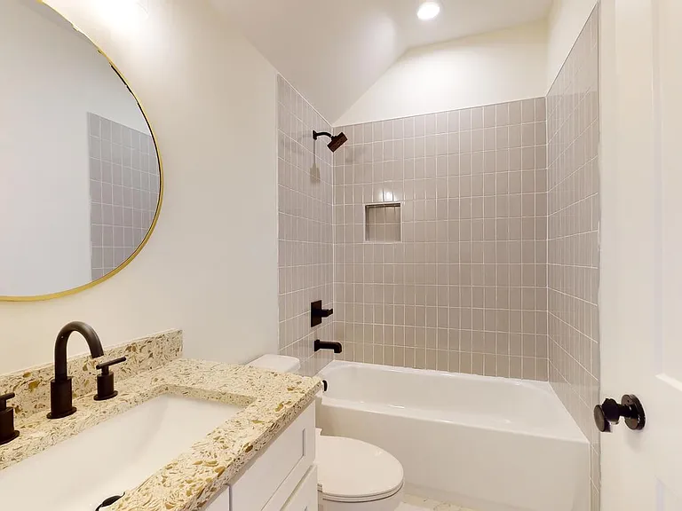 1321 Oak St SW — Photo 19